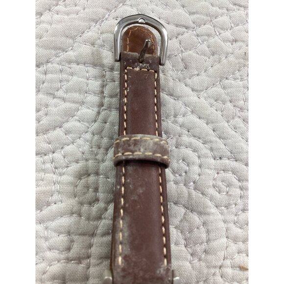 Vintage Valvoline 150 9002 Ladies Watch 2006*Brown Leather Strap*Needs Battery - Picture 8 of 8